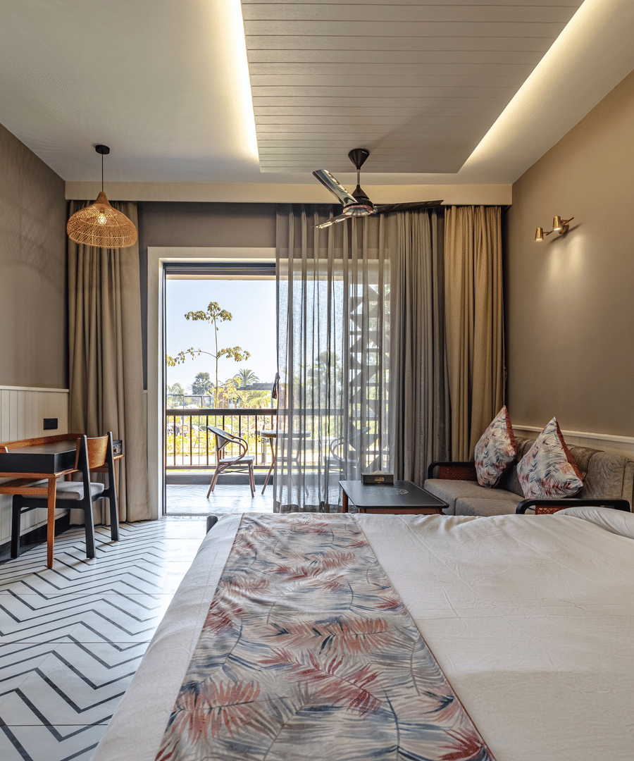 Rooms & Suites